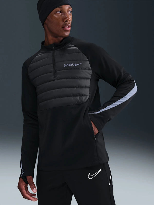 Tottenham Hotspur Academy Winter Warrior Half-Zip Jacket Jacket unisex detail view 2 | Dash Racegear — Nike Tottenham Hotspur Academy Winter Warrior Therma-FIT black half-zip drill jacket for training.