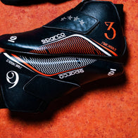 2026 Zandvoort inspired racing shoes included in DASH RACEGEAR bundle