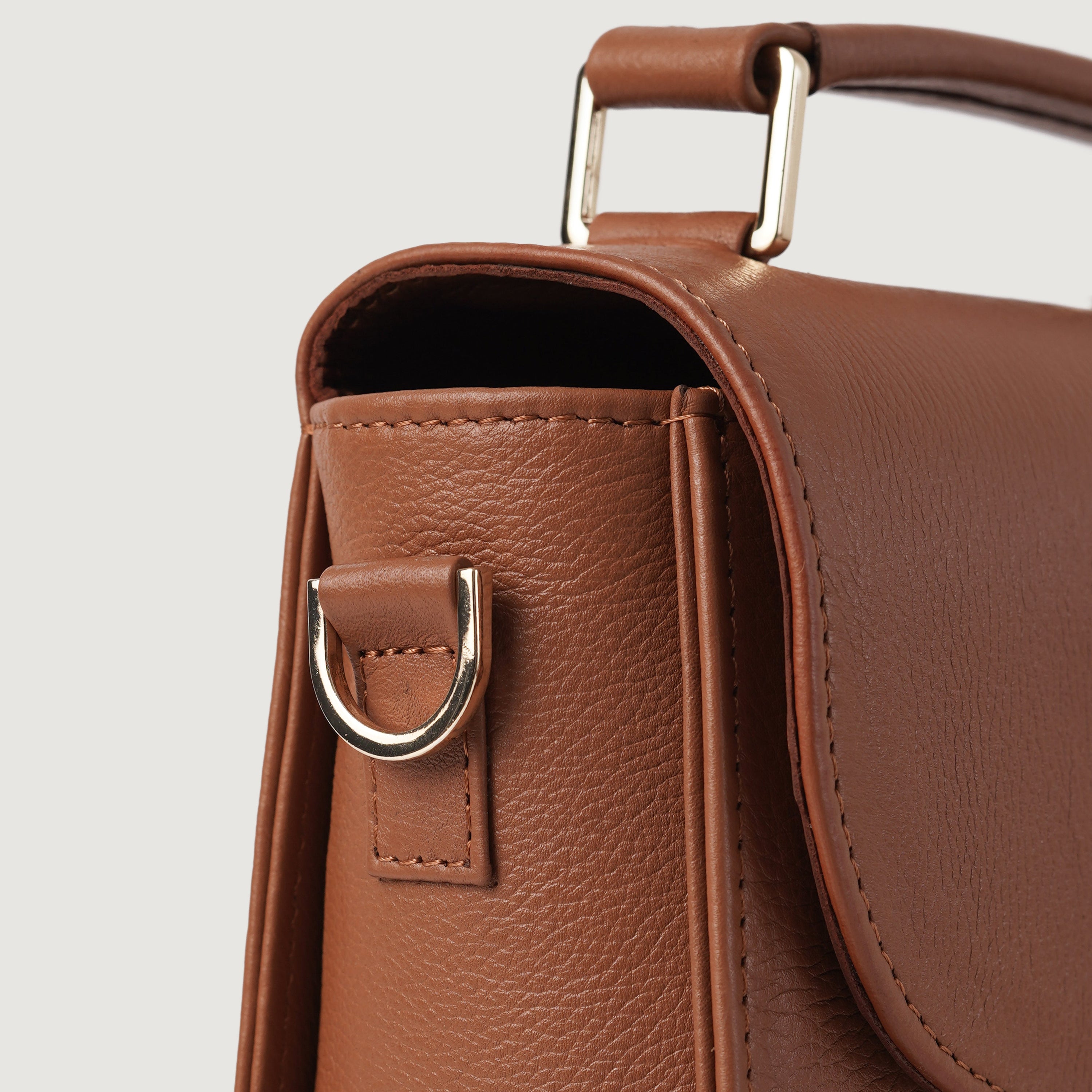 The Sandra Brown Leather Saddle Bag by Dash Racegear - unisex Leather Bag view 5