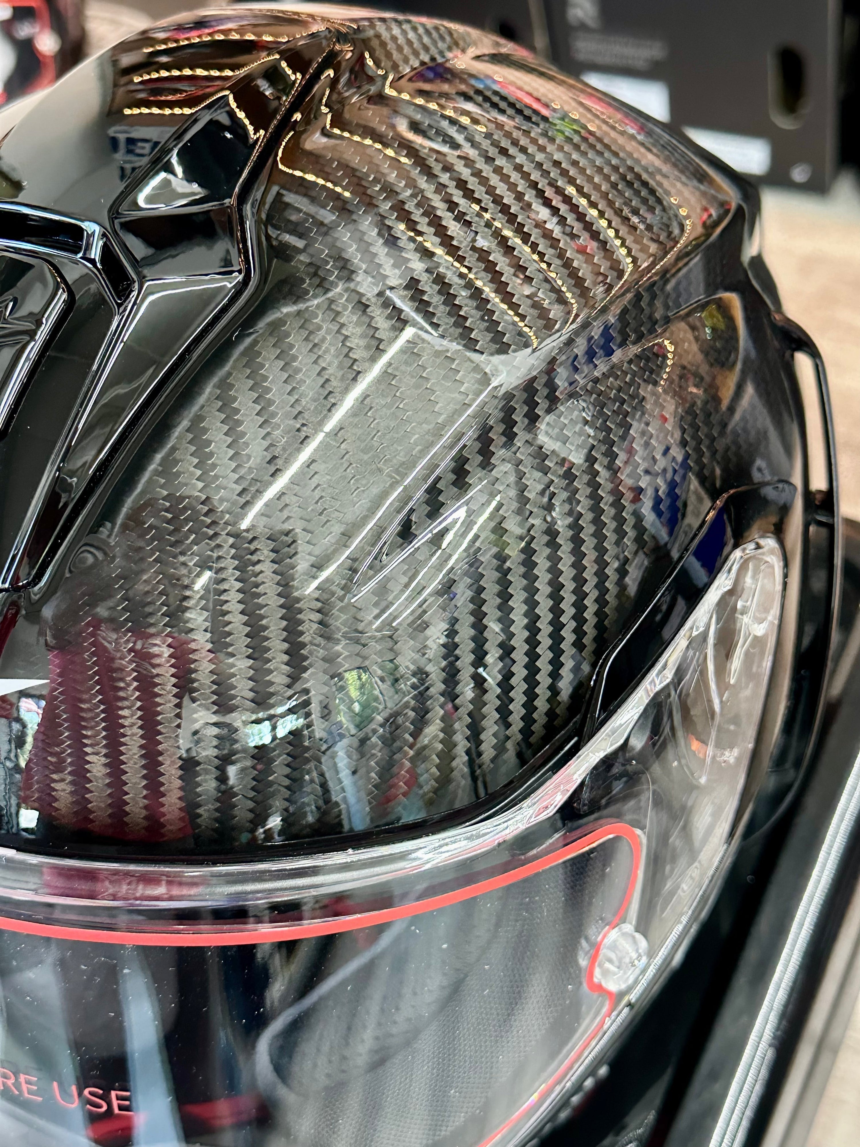 Alpinestars Supertech R10 Solid Helmet | DASH RACEGEAR